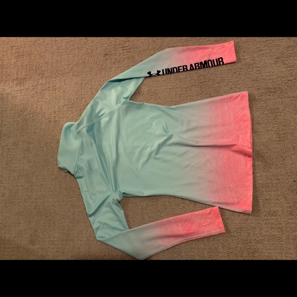 Under armour long sleeve Size small - Picture 2 of 2